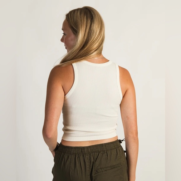 Harlow Macy Tank Top, size large. - Picture 2 of 7